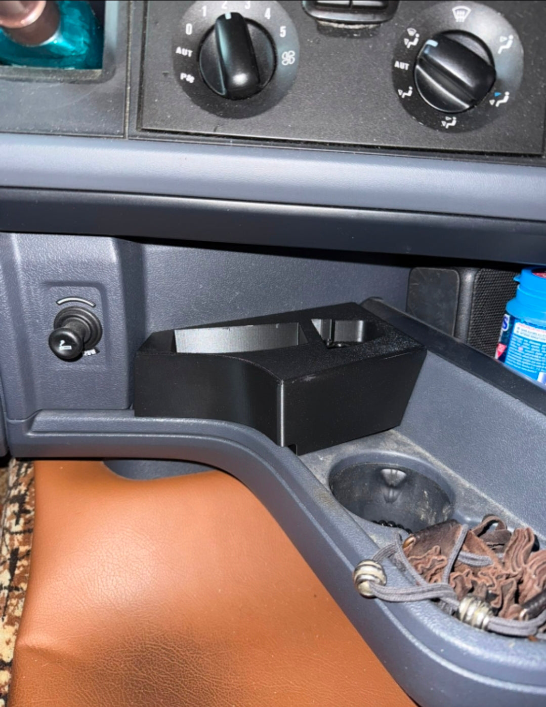COMMANDES Déportées Volant 3 Branches 50cm ou 53cm, Scania streamline Euro 5 et Euro 6, avec les 2 boutons