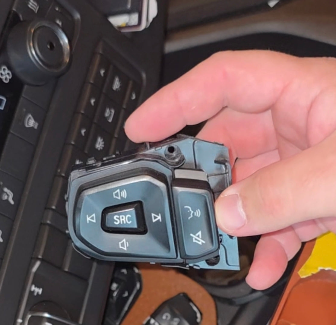 Unité de Commande 1 Bouton Autoradio – Scania Next Generation (NTG / NG)