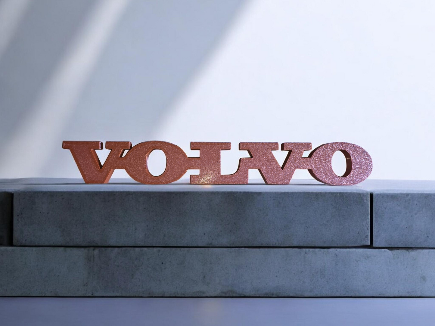 Logo Volvo et décorations